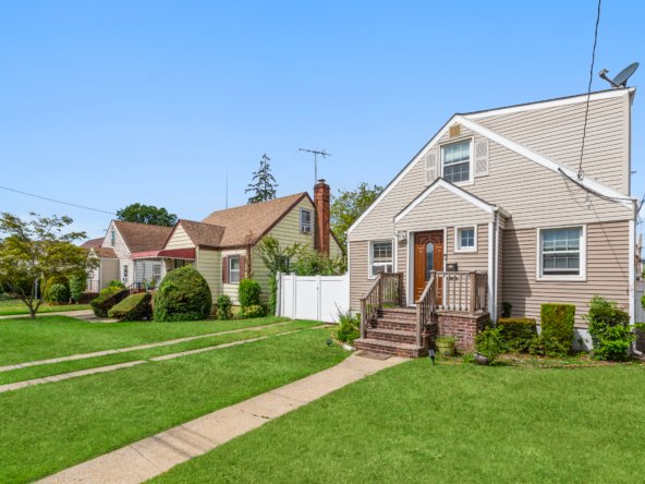 Homes for sale in Valley Stream